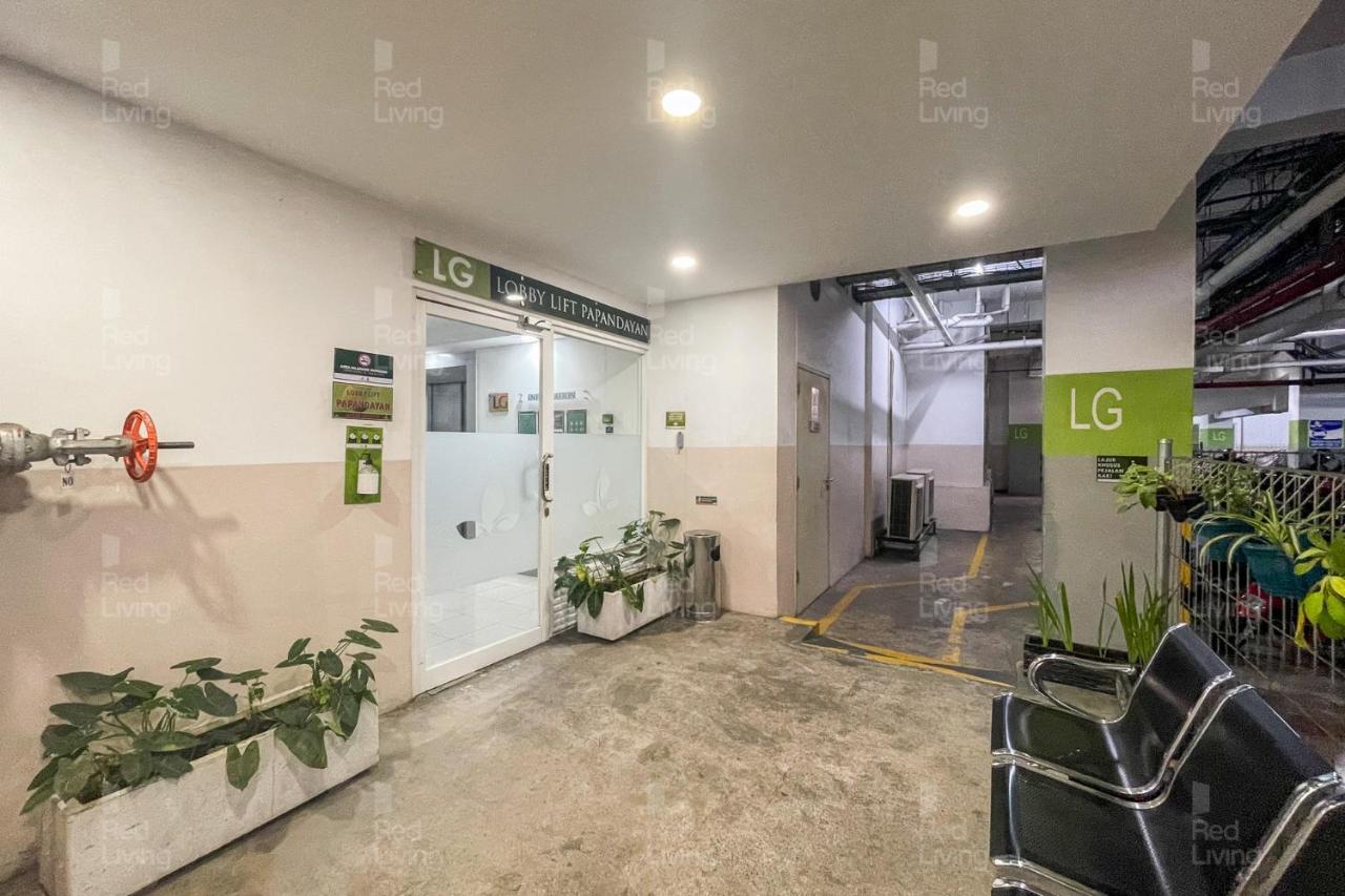 Redliving Apartemen Parahyangan Residence - Anton Rooms บันดุง ภายนอก รูปภาพ